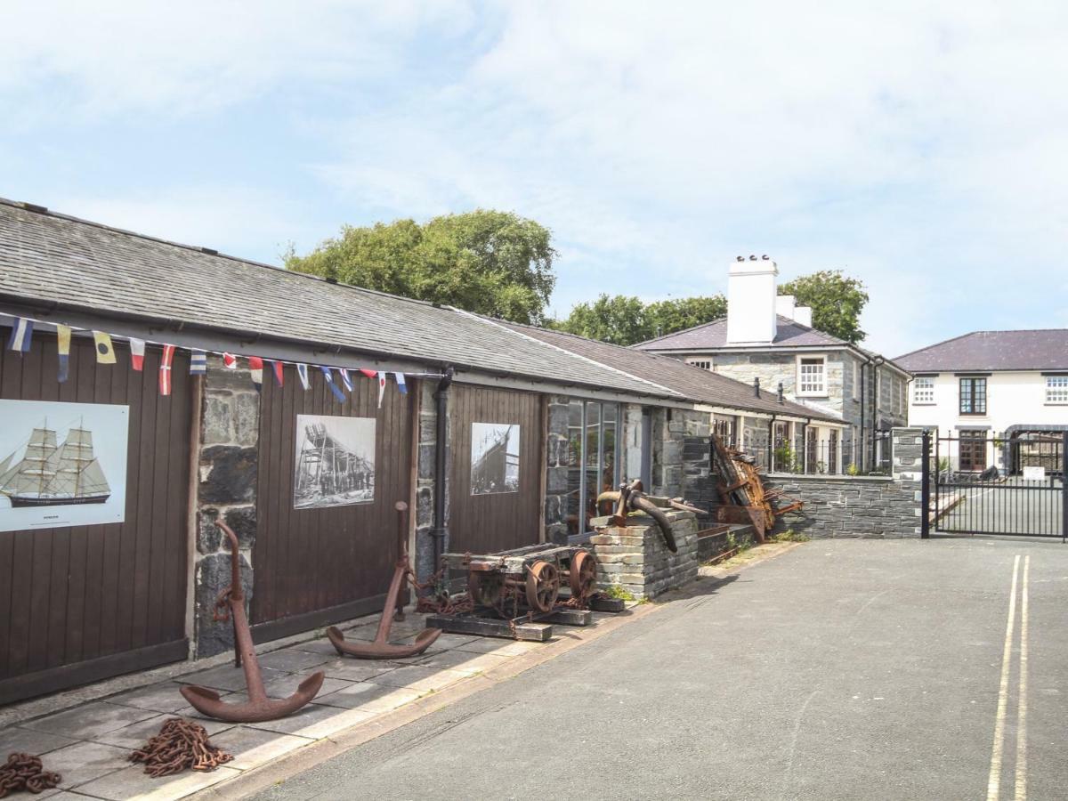 Bwthyn Llechen Lägenhet Porthmadog Exteriör bild